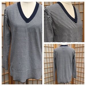 Tommy Hilfiger Blue & White Striped Sweater SZ M